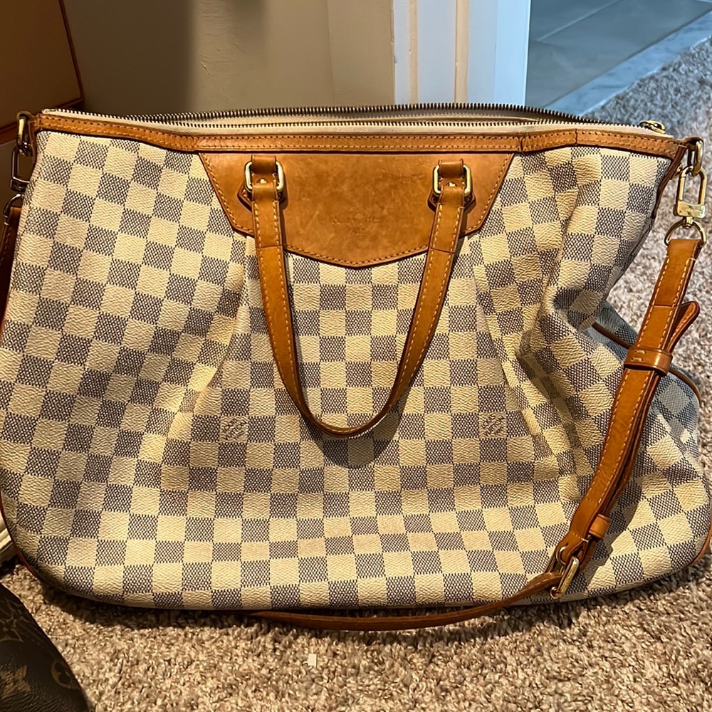 Louis Vuitton bag